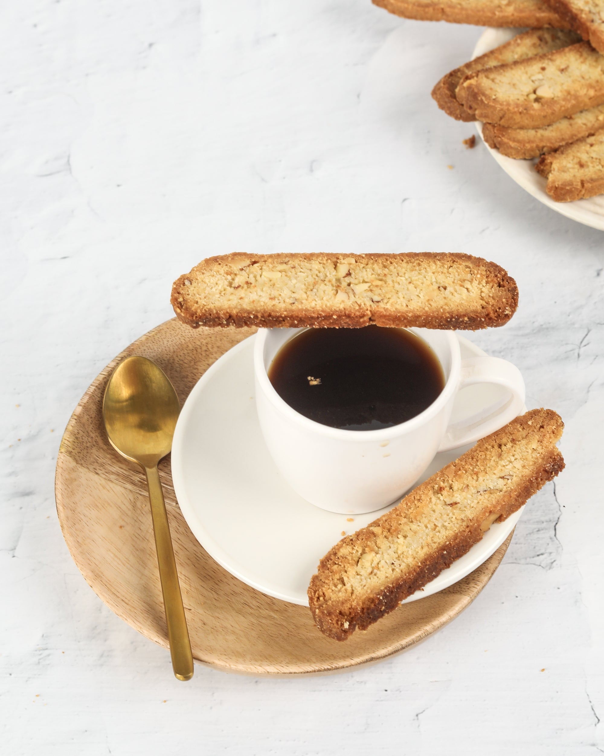 Almond Biscotti - Sweetish House Mafia